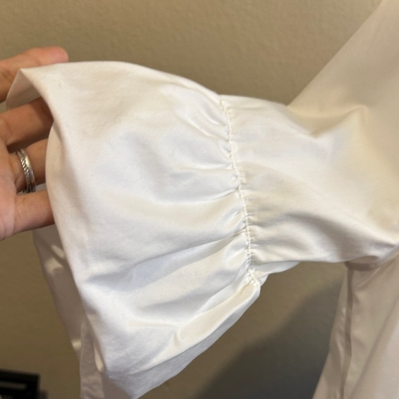 Chico's Classic White Button Down Shirt size 1 - Picture 4 of 10